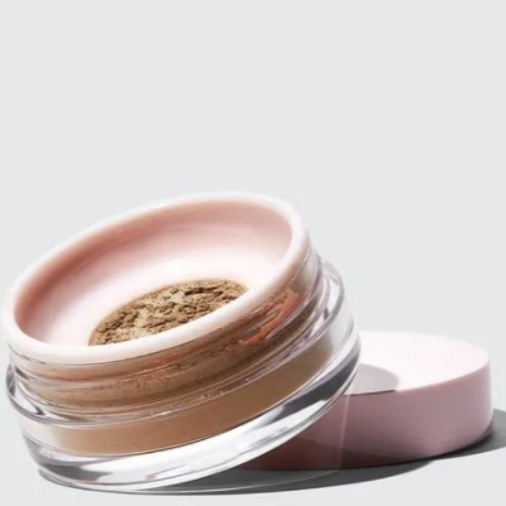 NIB - Glossier Wowder weightless finishing powder